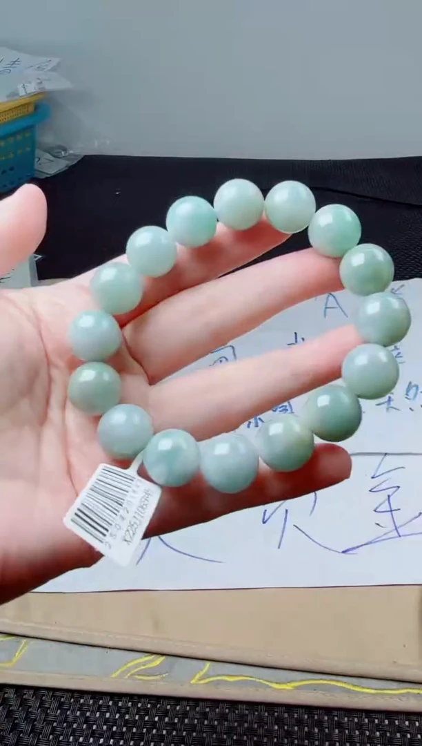 未镶嵌定制翡翠翡翠
