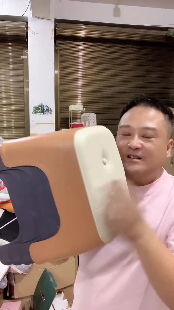 塑料福利特价小板凳不分色