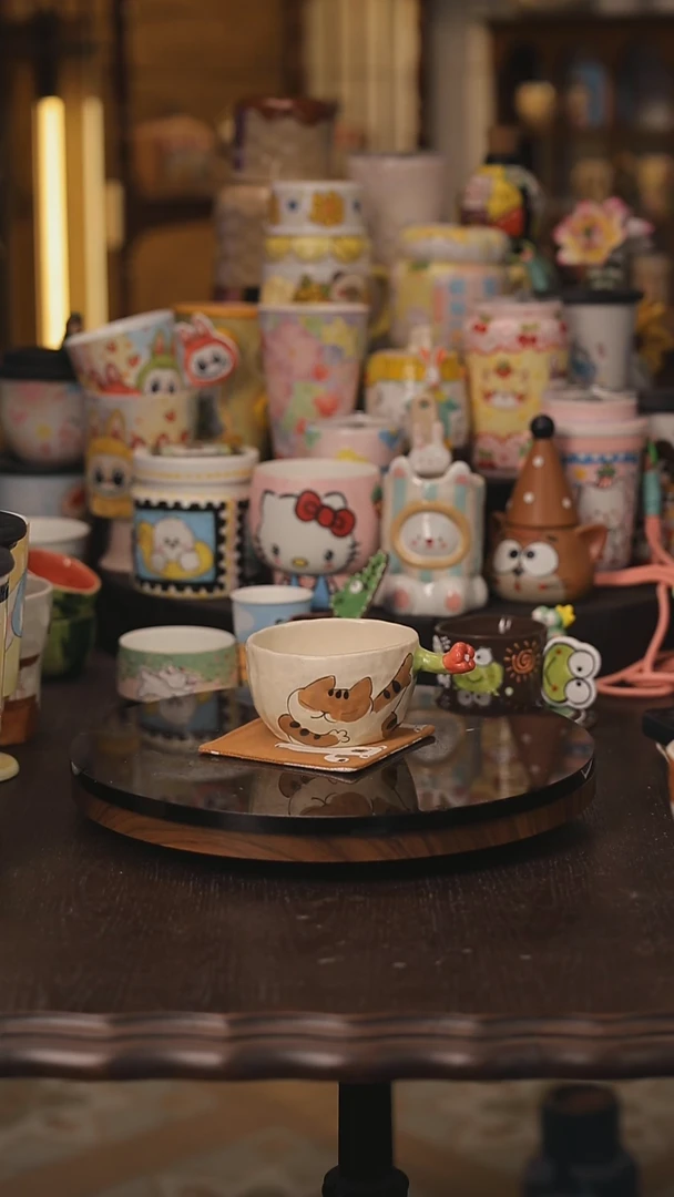 景德镇釉下彩绘设计师款式陶瓷