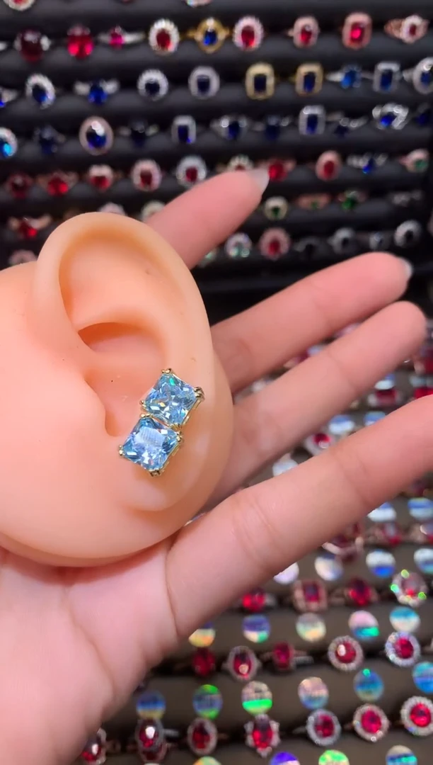 【闪购商品】海蓝宝石耳坠银S925镶嵌8金