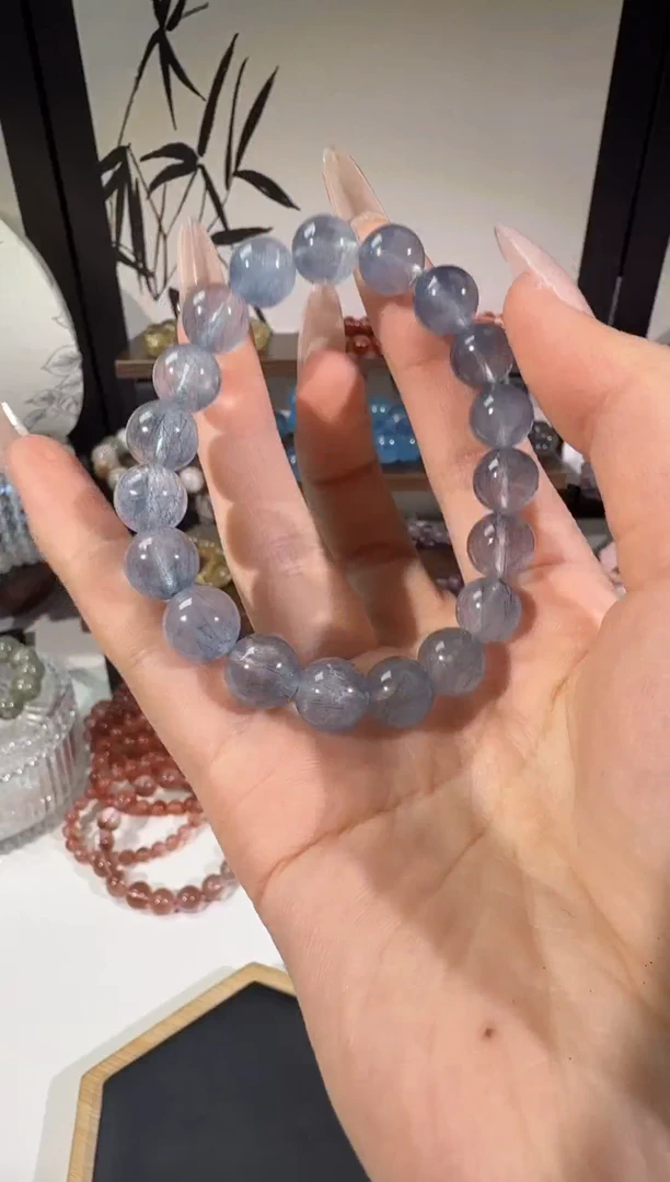 水晶摆件未镶嵌蓝兔毛手串