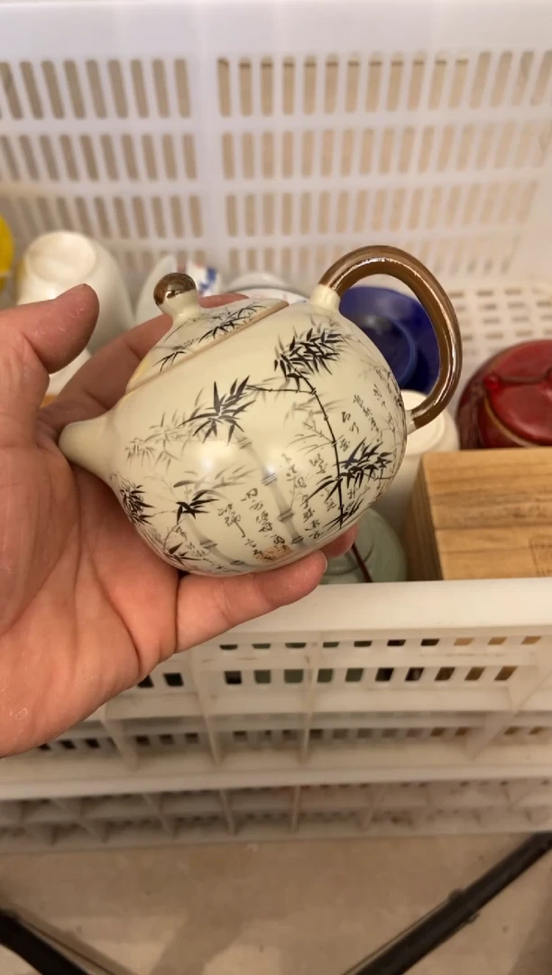 杯无运费险有瑕疵的摄影的产品有使用过的痕迹有点脏介意勿拍