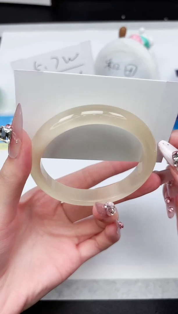 石英质玉手镯未镶嵌368-60.2