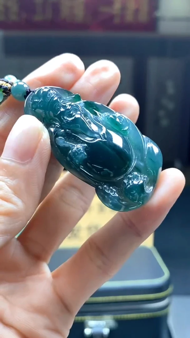 翡翠未镶嵌颈饰********231