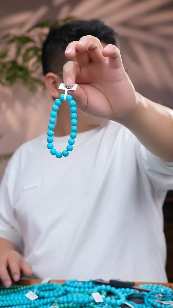 未镶嵌绿松石手串T***g1