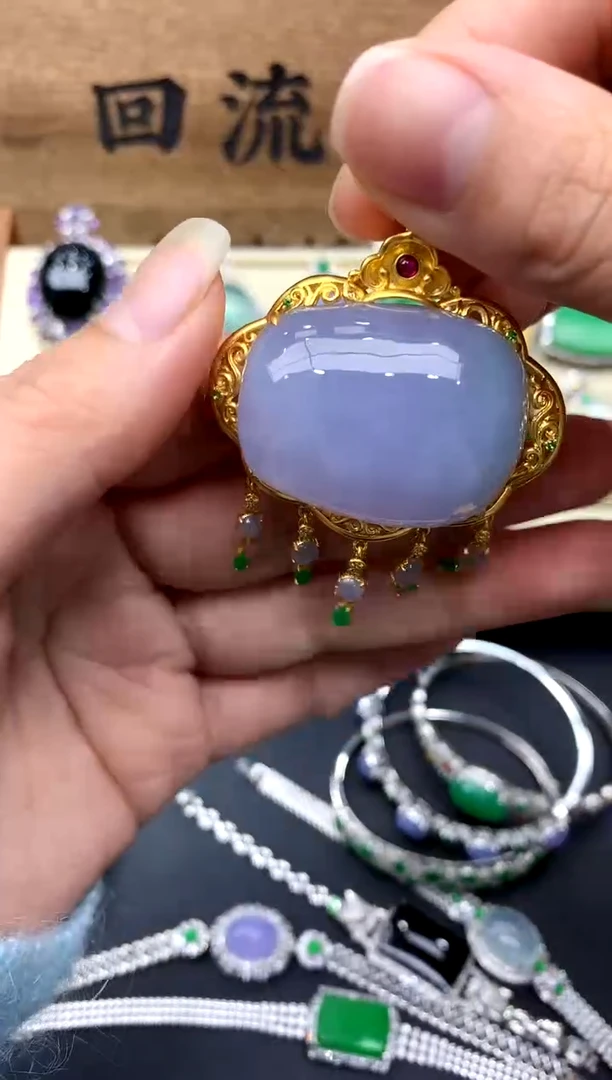 【闪购商品】翡翠颈饰18K金镶嵌359-中国好珍宝