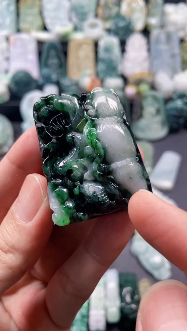 颈饰未镶嵌翡翠12  天然翡翠a货  年年有鱼