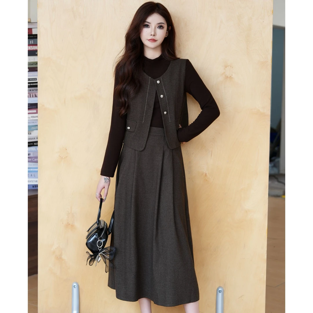 气质百搭长袖打底衫马甲半身裙套装女2025秋季新款显瘦高级三件套