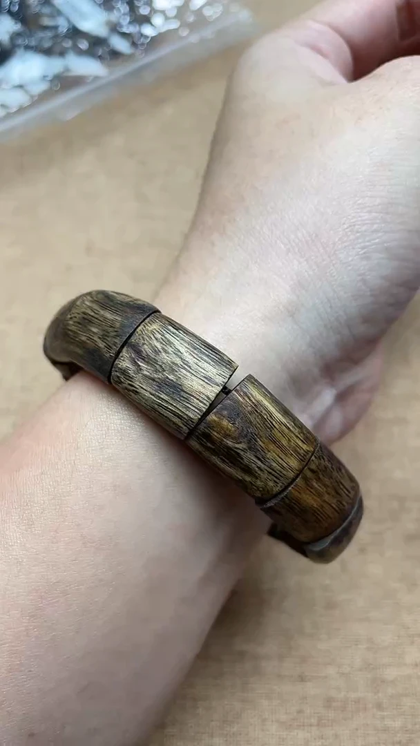 沉香手串棋楠红金猊手镯单圈多样性发其一