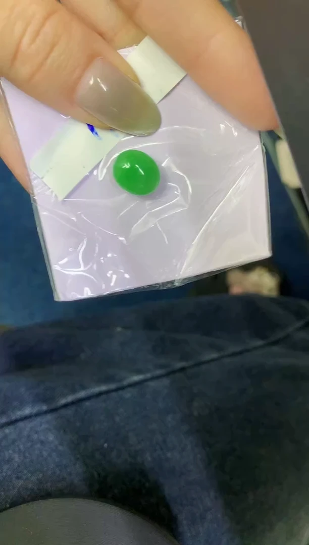 翡翠未镶嵌颈饰缅甸天然翡翠A货