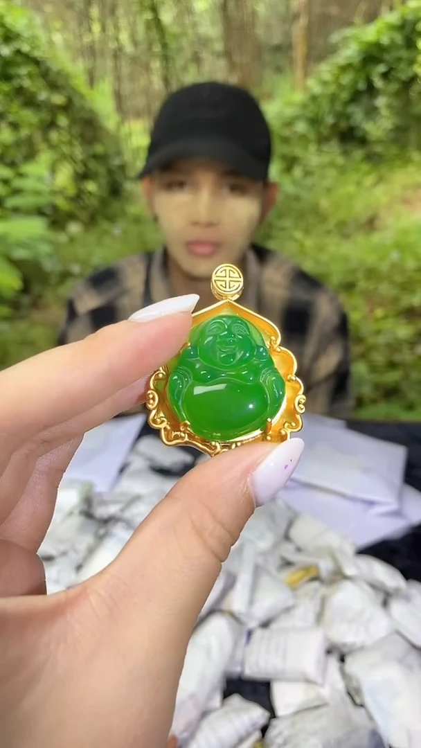 满色吊坠  所见即所得！