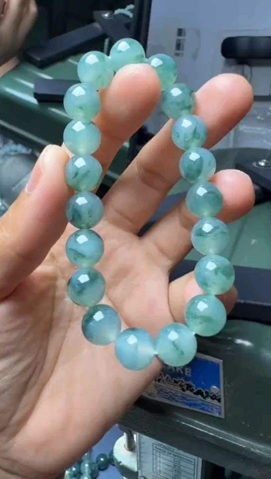 未镶嵌手链翡翠?*?缅甸翡翠A货卡10左右