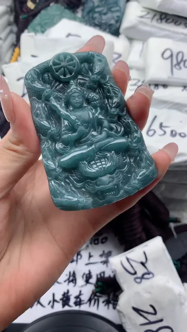 翡翠未镶嵌颈饰555555555555