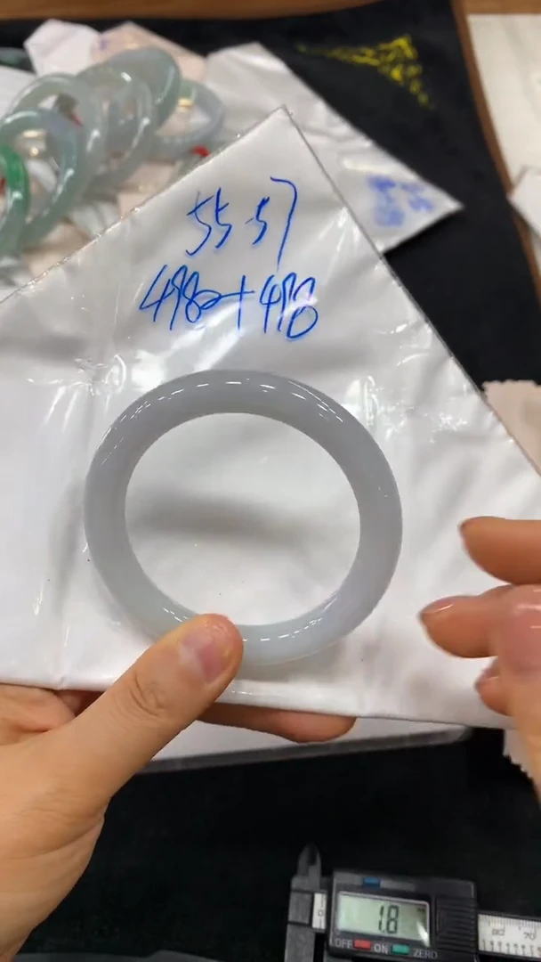 未镶嵌手镯翡翠圆条55-57买断价不退换