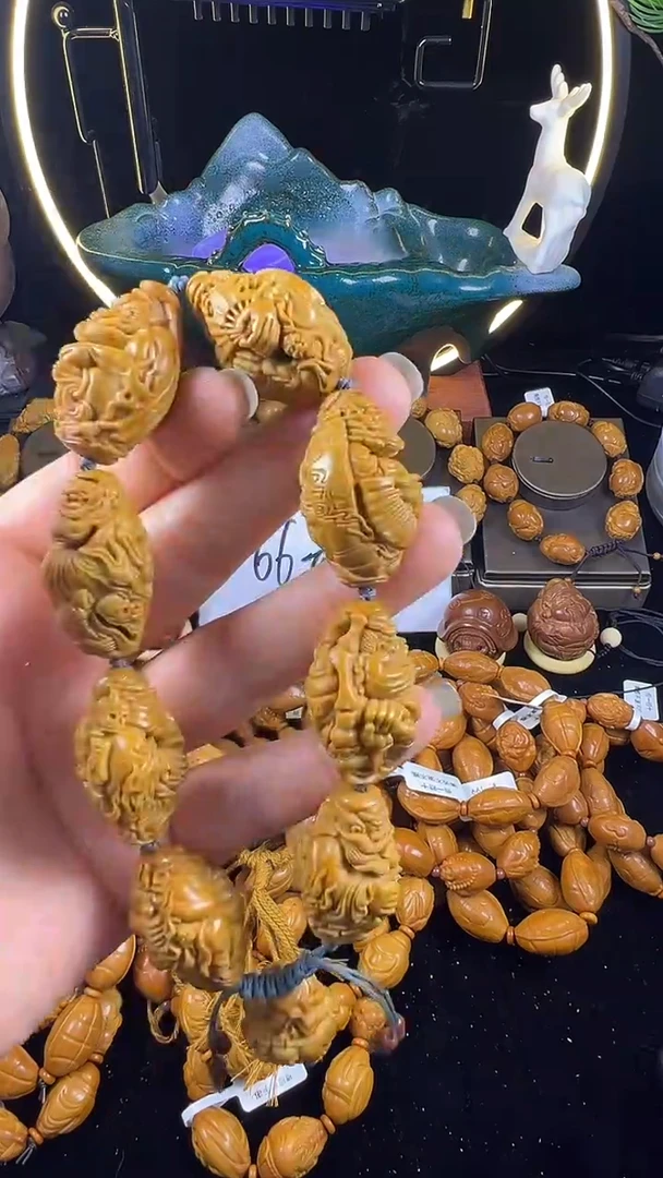 橄榄核手串/手链龙财神
