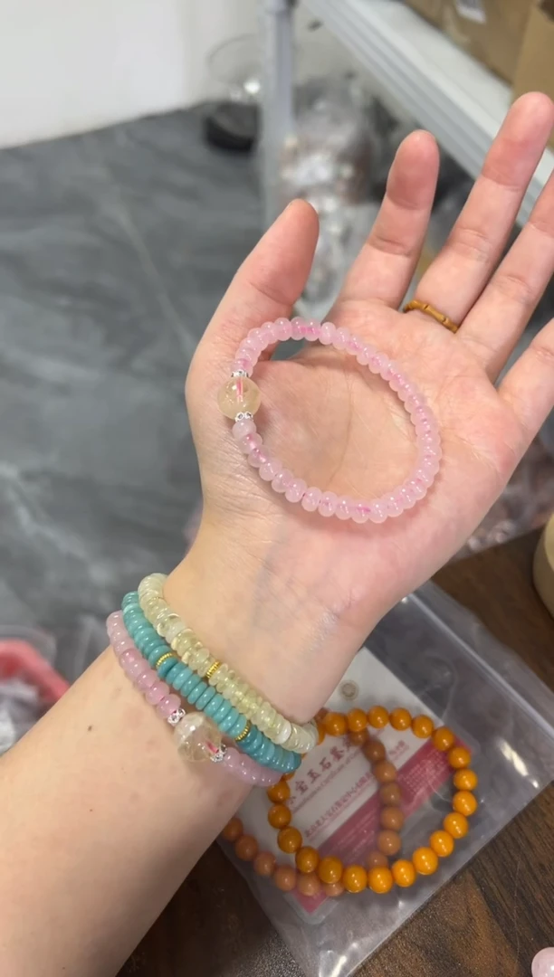 水晶手链未镶嵌仙女粉水晶蝶珠黄发晶手链[1014]