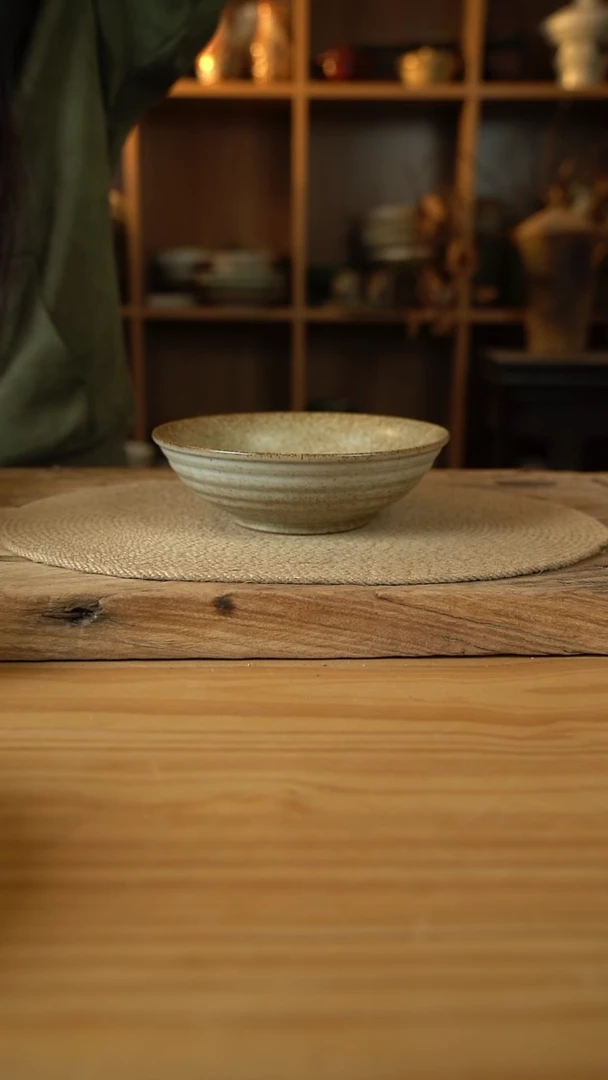 奶奶系列的8英寸螺纹面碗1个