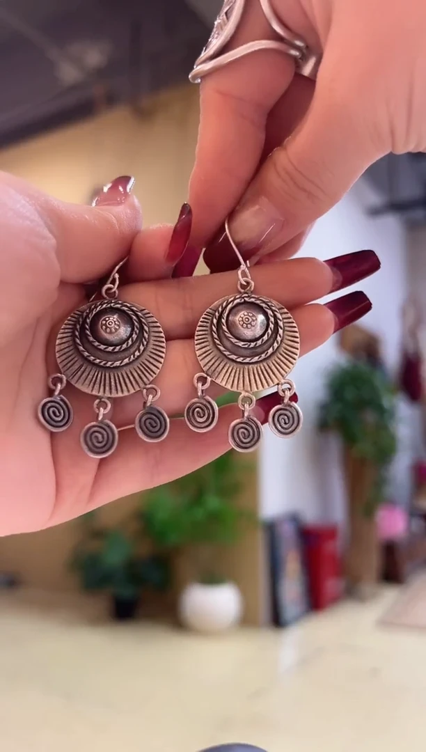 无925银?****?耳饰