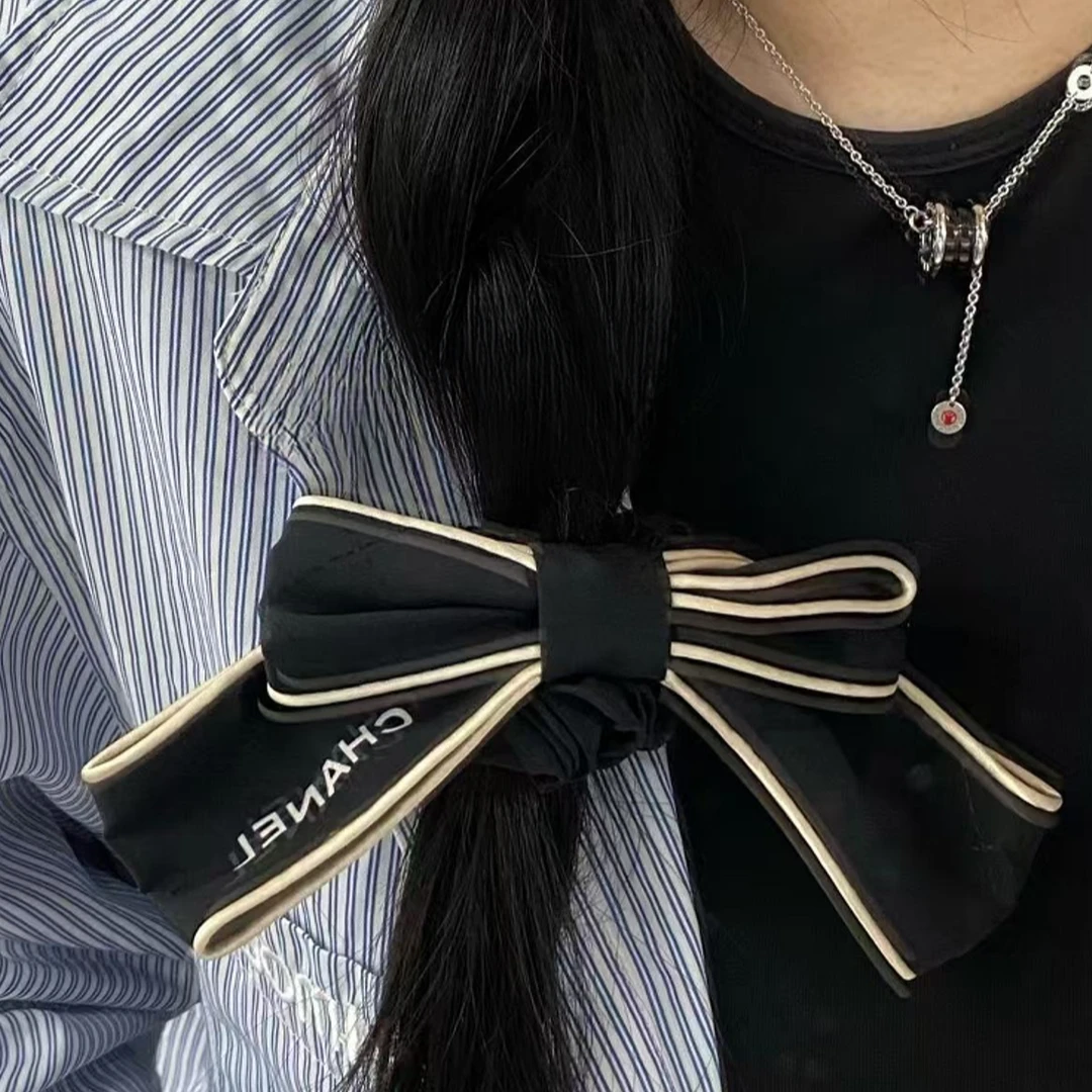 99新 Chanel/香奈儿 黑色蝴蝶结真丝发圈发绳 黑白