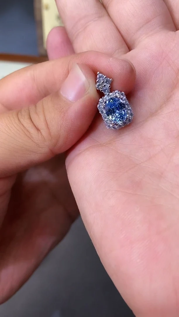 海蓝宝石颈饰银S925镶嵌......
