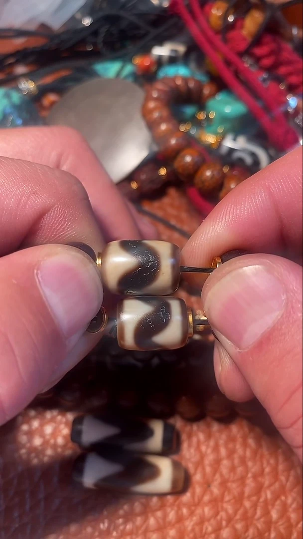 玛瑙/玉髓（覆膜）颈饰未镶嵌珠珠吊坠