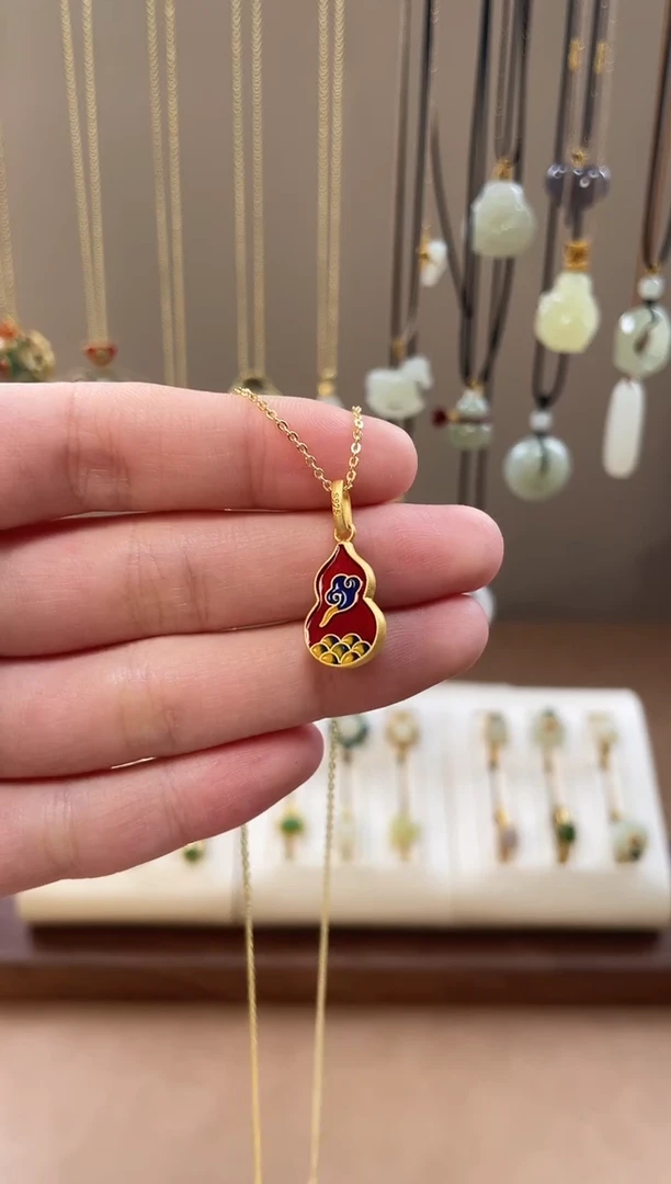 颈饰银S925镶嵌和田玉和田玉吊坠