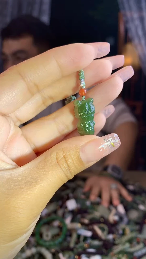 【闪购商品】和田玉挂件未镶嵌多样性发货拍一发一