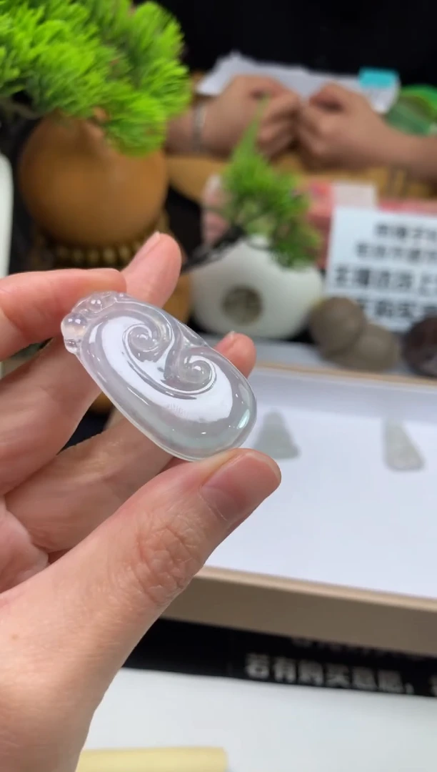 未镶嵌定制翡翠云****间---103626