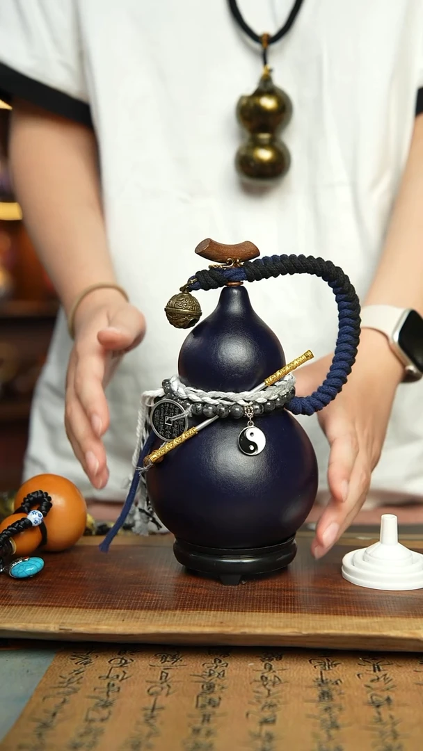 144号700ml左右非遗大漆酒葫芦