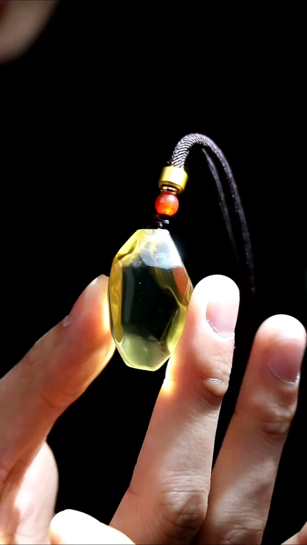 吊坠(赠链)未镶嵌水晶水晶