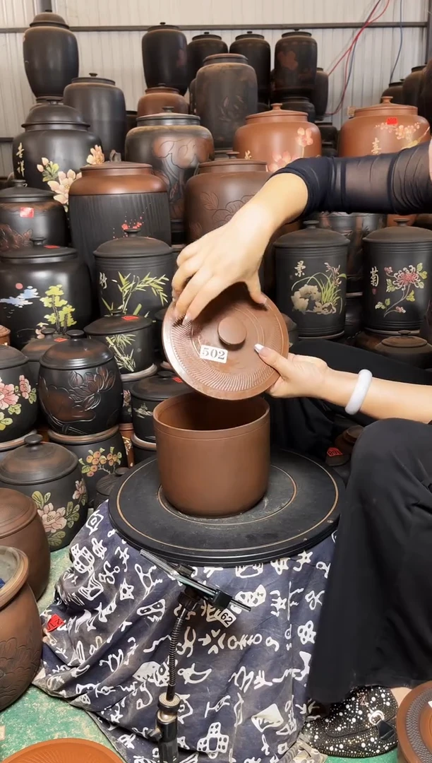 壶瑕疵茶叶罐 小五饼古铜色 502