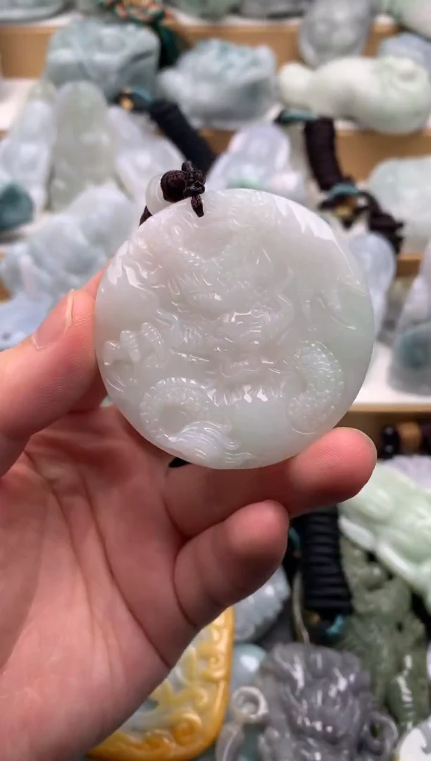 吊坠(不含链)未镶嵌翡翠1