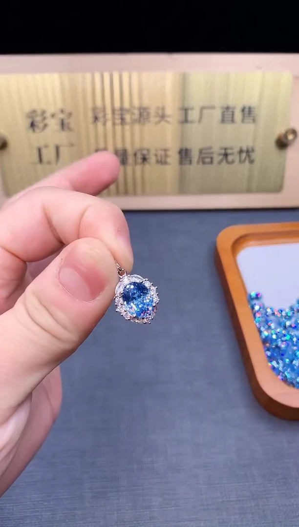 海蓝宝石颈饰银S925镶嵌........