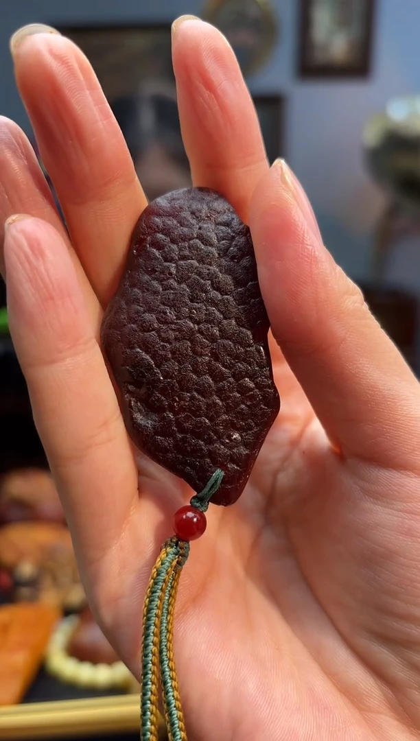 琥珀颈饰未镶嵌吊坠