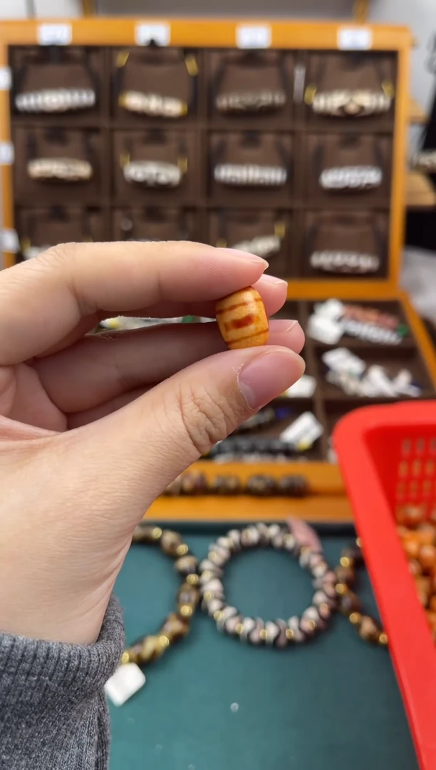 玛瑙/玉髓（覆膜）颈饰未镶嵌11.（微瑕随机发货）