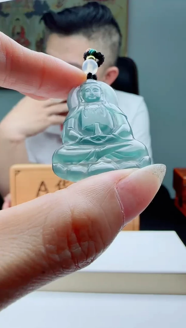 颈饰未镶嵌翡翠多样性发其一