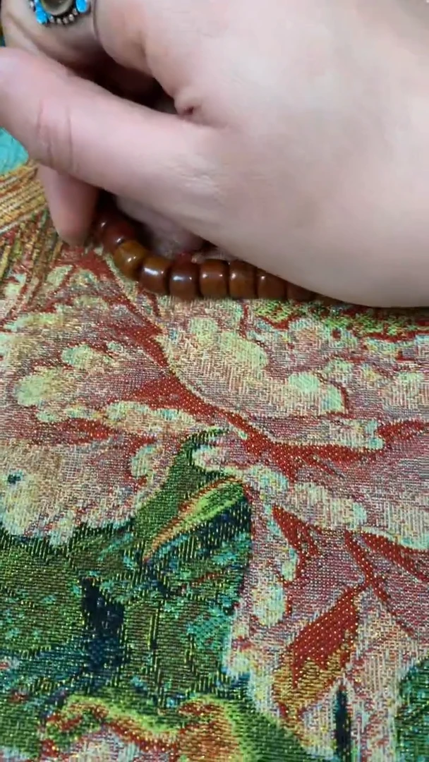 【闪购商品】织绣如图所示主播推荐2413133