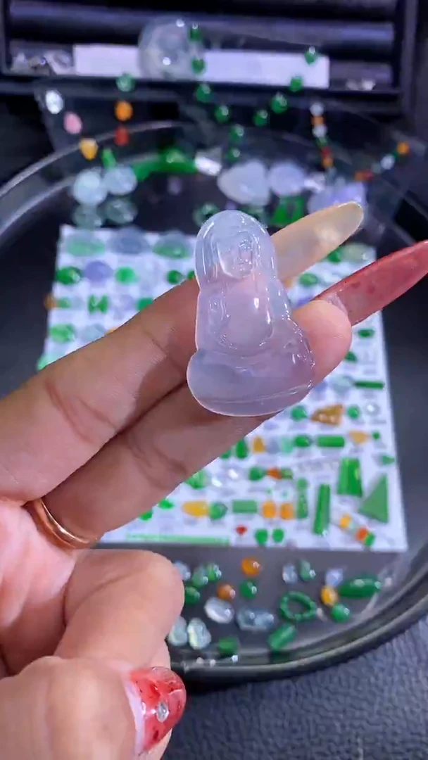 未镶嵌挂件翡翠观音