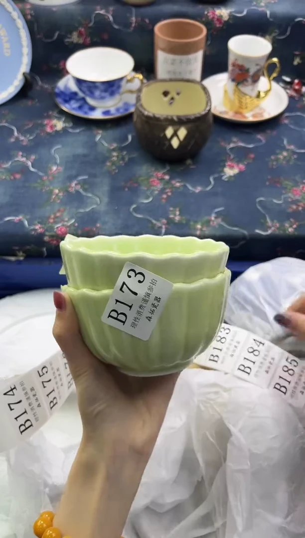 瓷片          B176