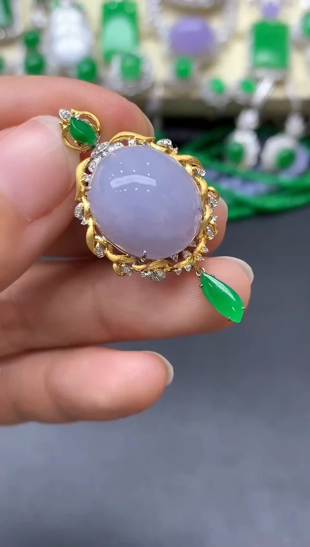 颈饰18K金镶嵌翡翠223-中国好珍宝