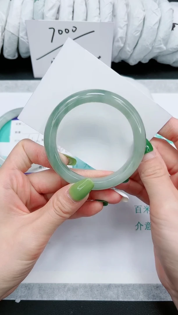 石英质玉手镯未镶嵌52-56.2