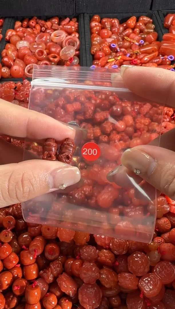 【闪购商品】南红玛瑙颈饰未镶嵌1