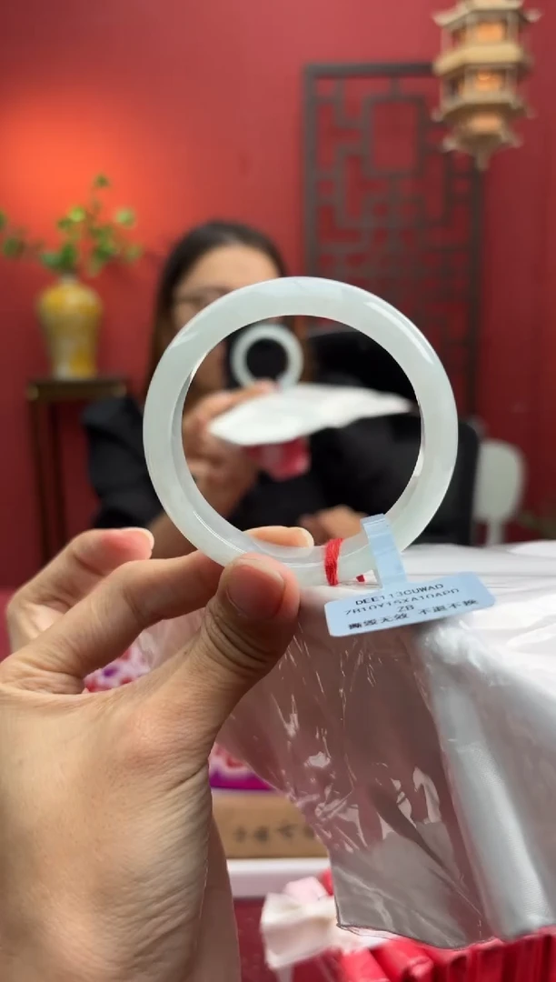 未镶嵌手镯翡翠翡翠手镯3