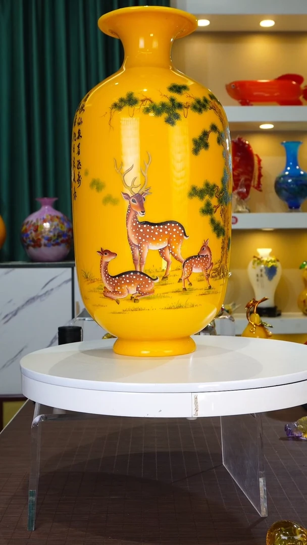 手工艺品琉璃仙鹿鸡油黄花瓶