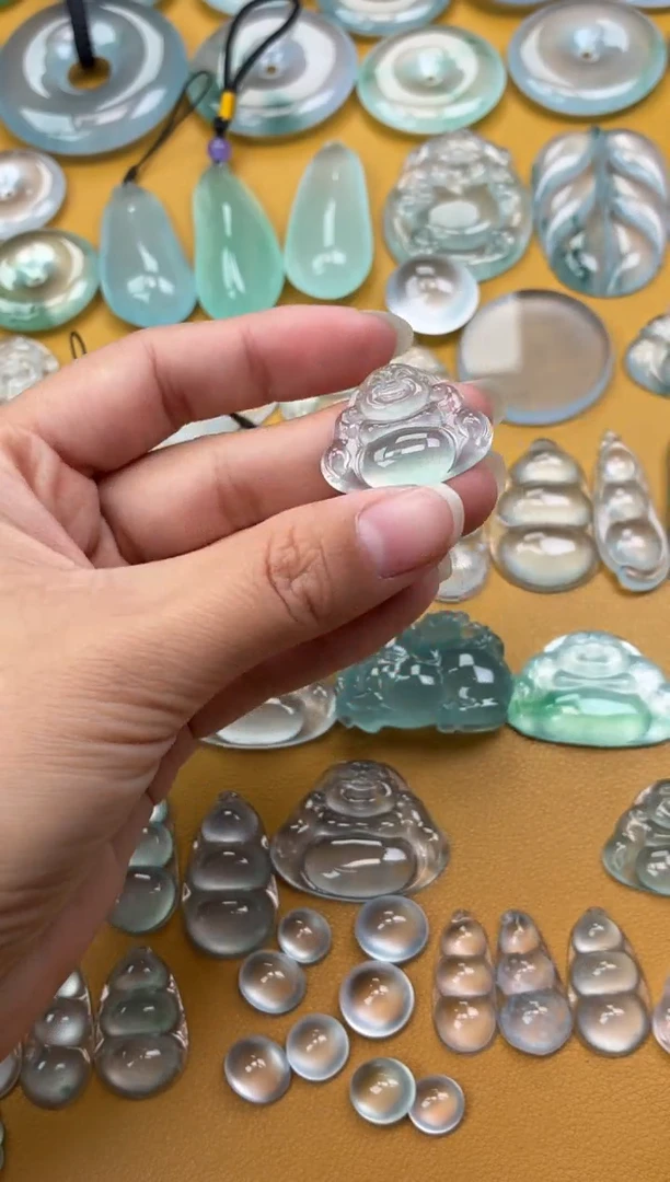 吊坠(不含链)未镶嵌翡翠27 佛公 21.4 26.9 5.9