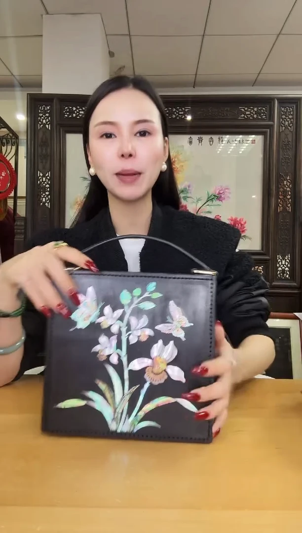 牛皮（革）芳****g111111111111