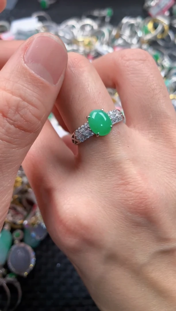 银S925镶嵌戒指翡翠777    4