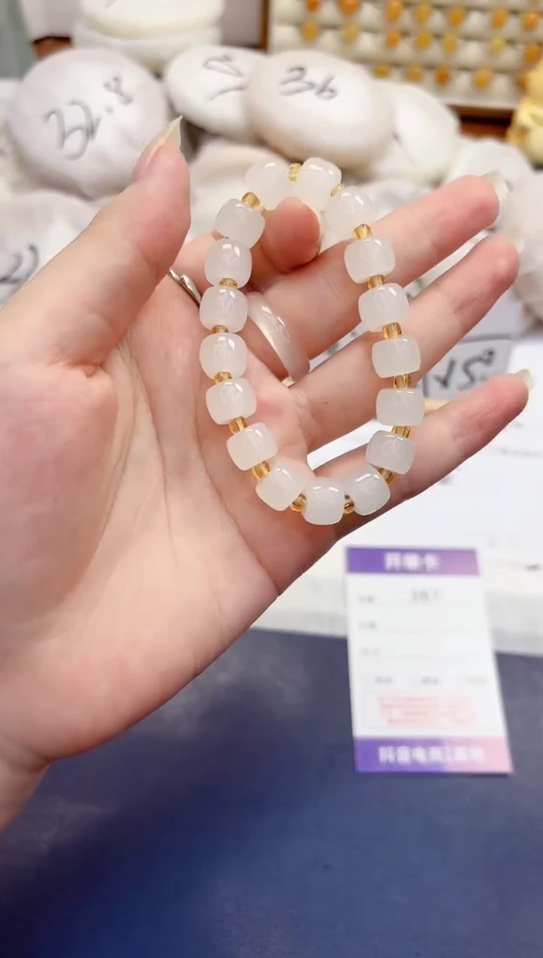 石英质玉手镯未镶嵌367小胖圆手串