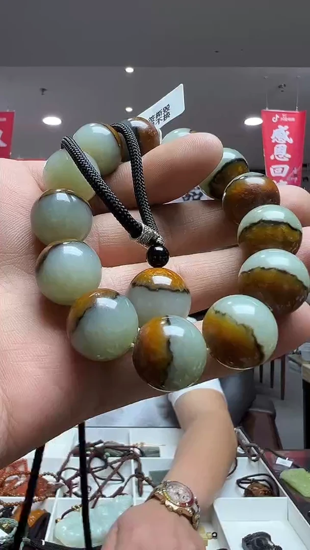 未镶嵌手链透闪石质玉柿**意精品高货手串