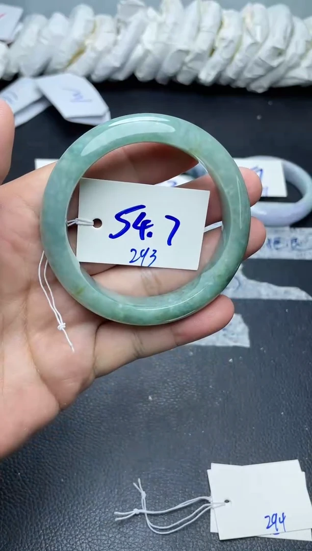 未镶嵌手镯翡翠293